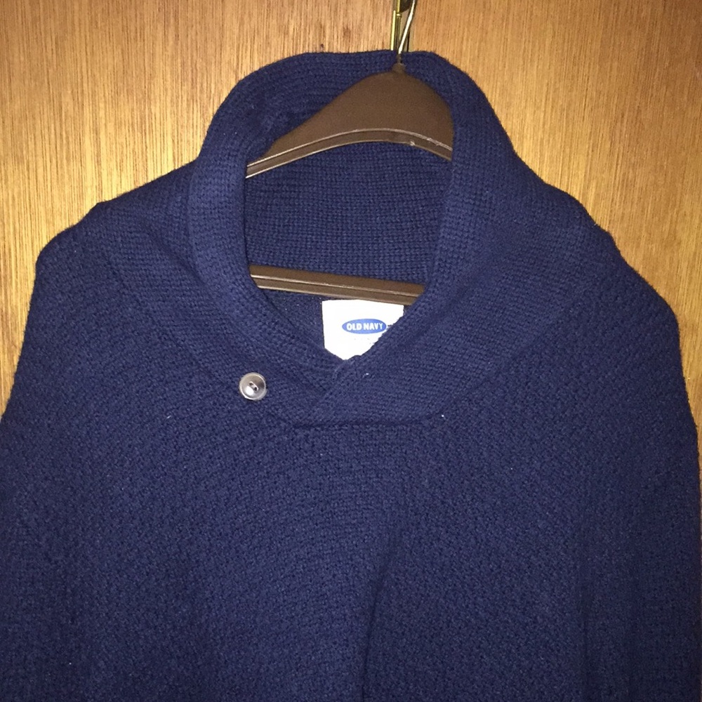 Old Navy single button sweater